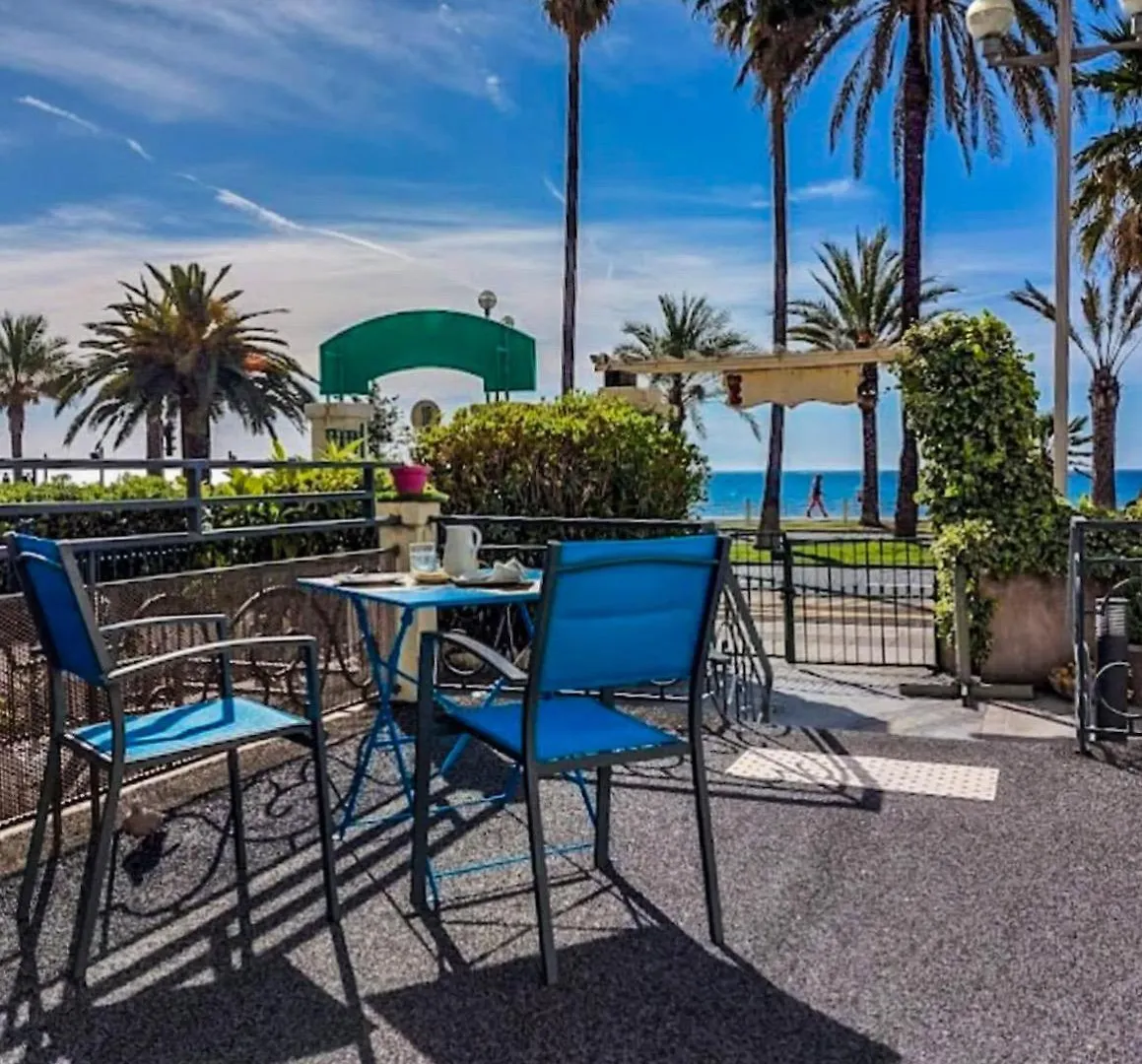***  Hotel Flots D'Azur Promenade Des Anglais Nice Frankrike
