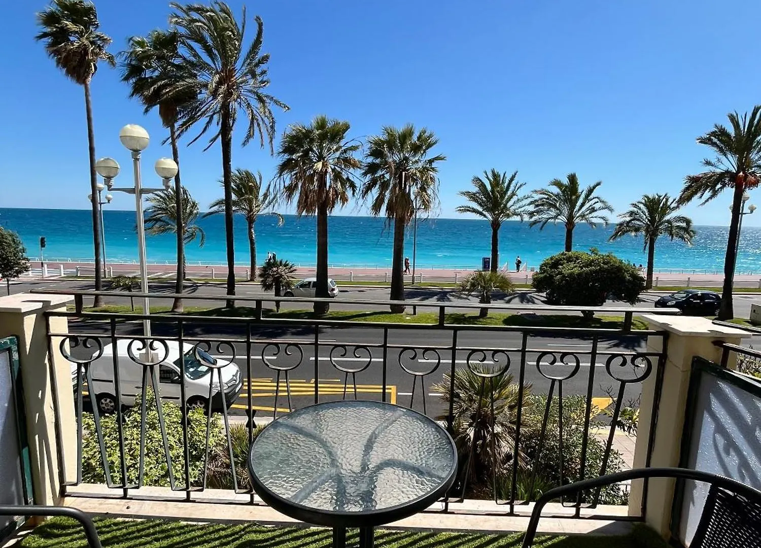 Hotel Flots D'Azur Promenade Des Anglais Nice