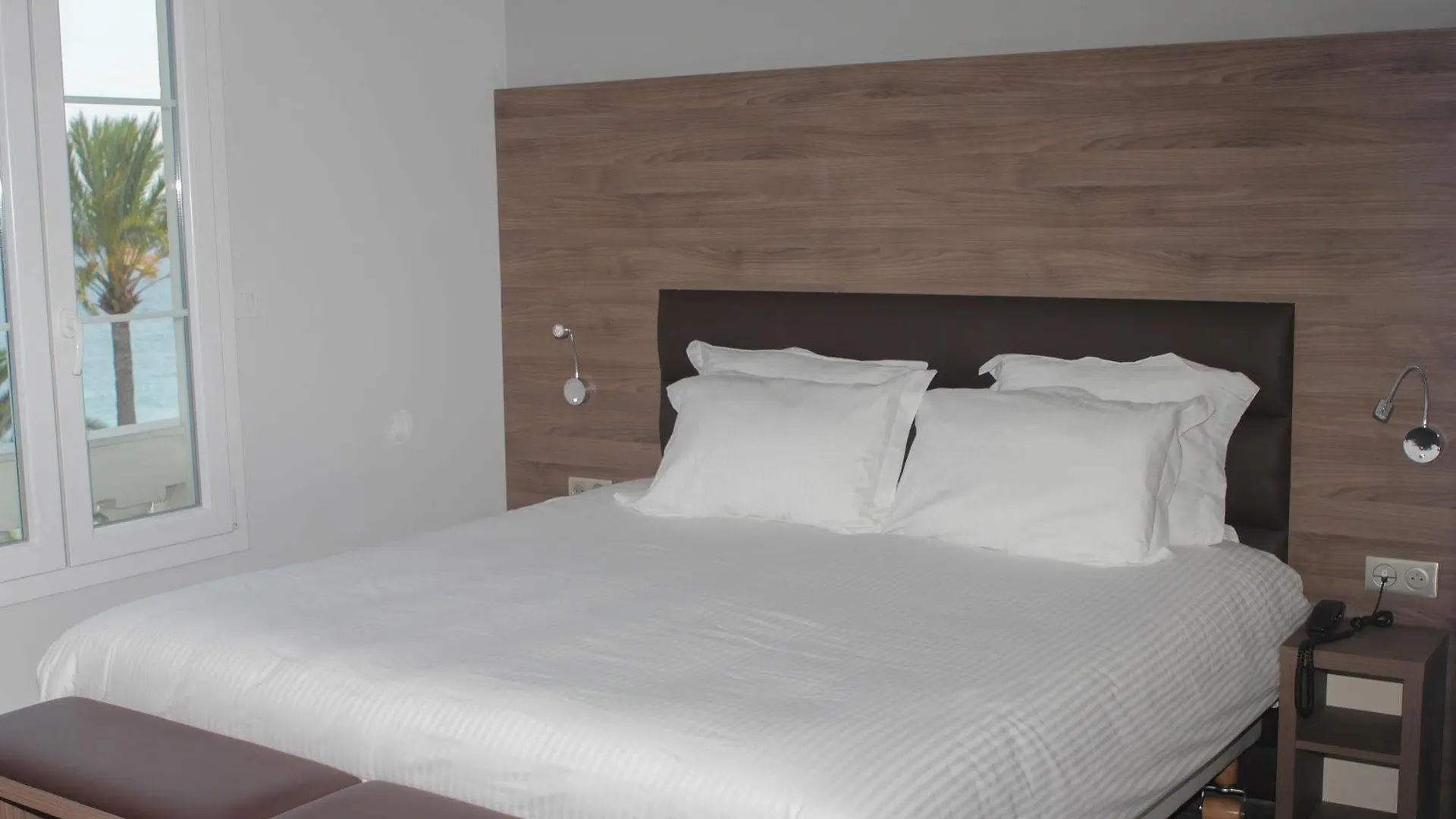 Hotel Flots D'Azur Promenade Des Anglais Nice