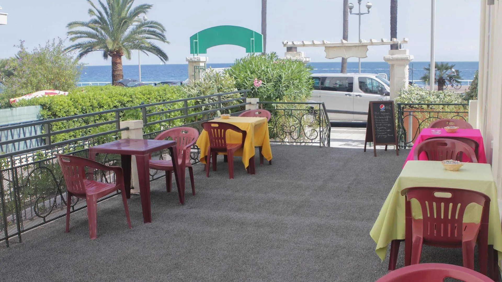 Hotel Flots D'Azur Promenade Des Anglais Nice 3*,  Frankrike