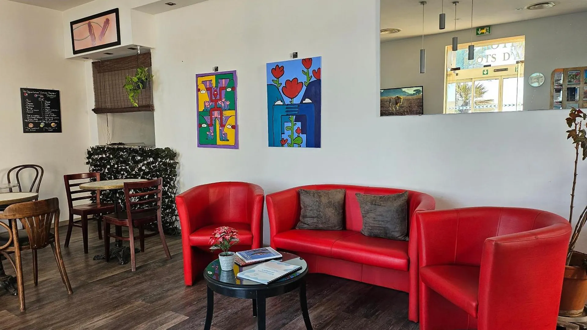 Hotel Flots D'Azur Promenade Des Anglais Nizza 3*,