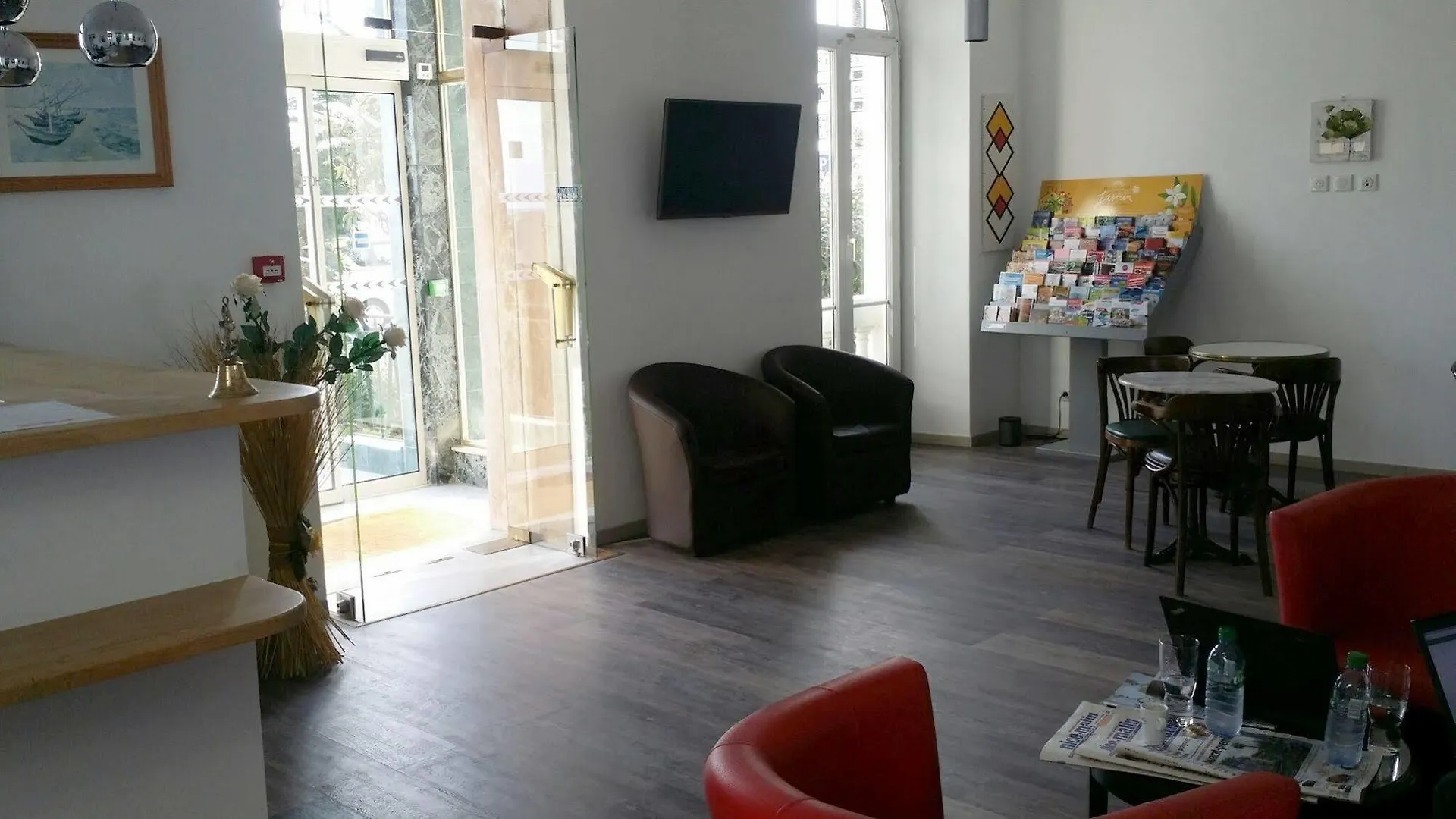 Hotel Flots D'Azur Promenade Des Anglais Nizza